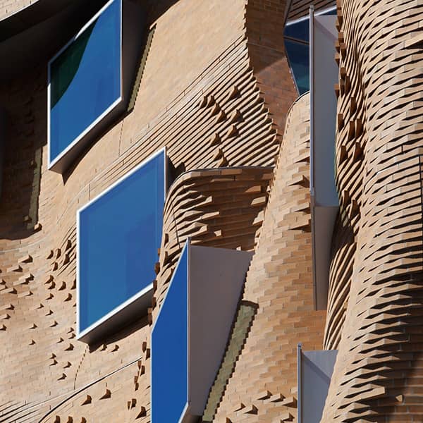 UTS Building 8 – the iconic Dr Chau Chak Wing Building